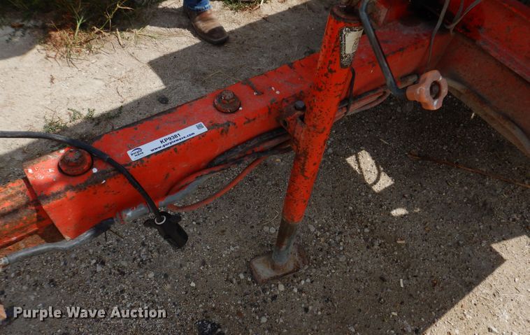 image for item KP9381 1992 Morbark 20/36  wood chipper