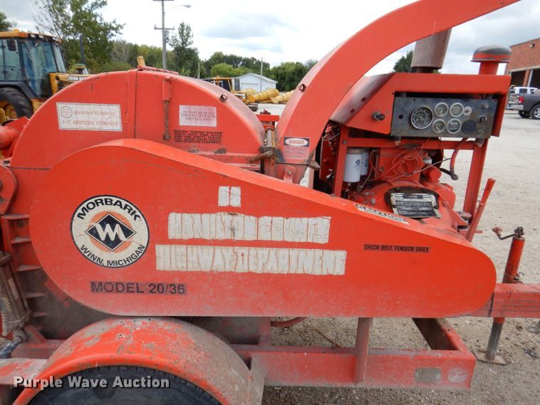 image for item KP9381 1992 Morbark 20/36  wood chipper