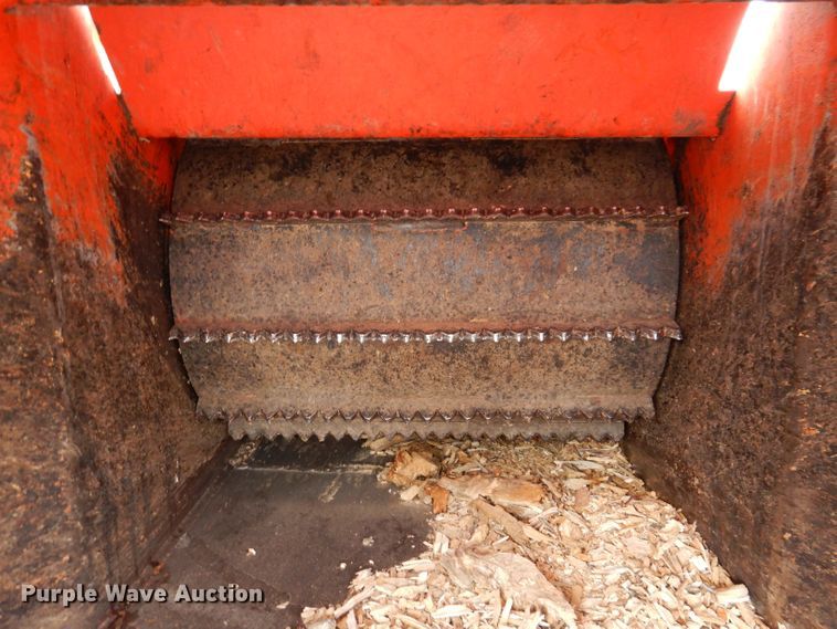 image for item KP9381 1992 Morbark 20/36  wood chipper