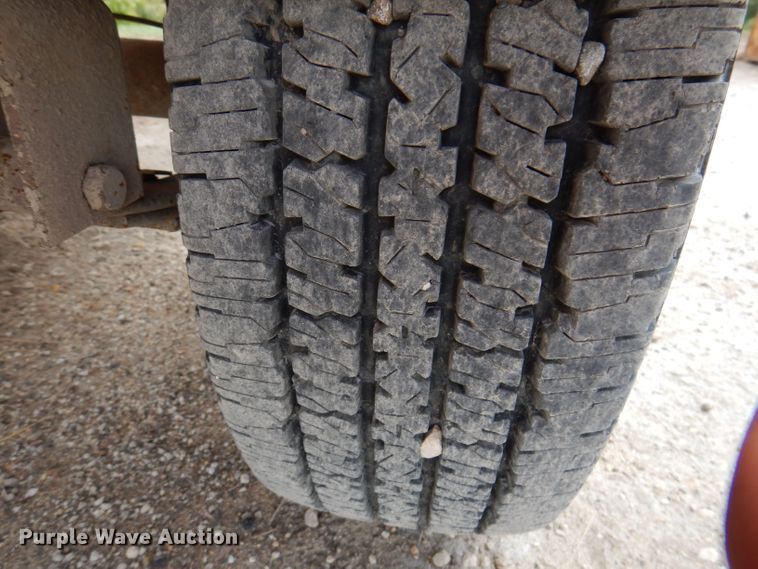 image for item KP9381 1992 Morbark 20/36  wood chipper