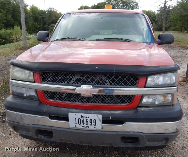 image for item KP9382 2005 Chevrolet Silverado 1500  Ext. Cab pickup truck