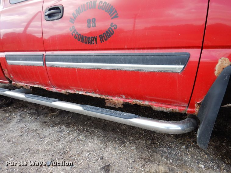 image for item KP9382 2005 Chevrolet Silverado 1500  Ext. Cab pickup truck