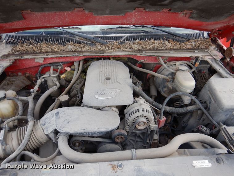 image for item KP9382 2005 Chevrolet Silverado 1500  Ext. Cab pickup truck