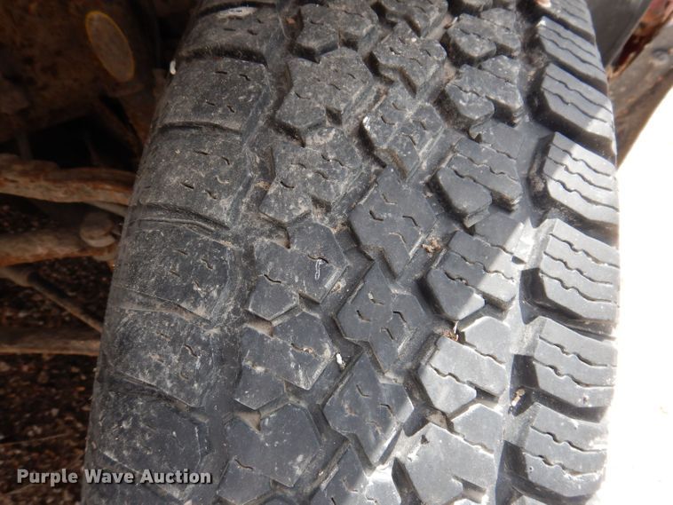 image for item KP9382 2005 Chevrolet Silverado 1500  Ext. Cab pickup truck