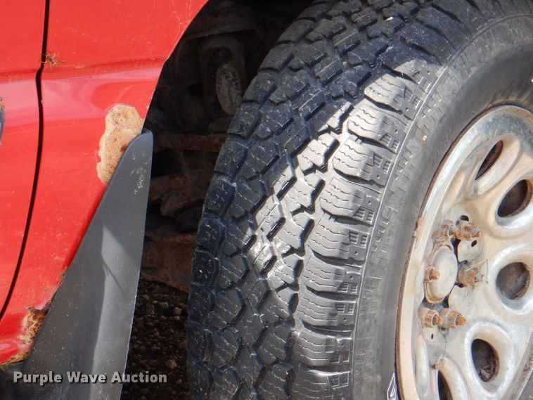 image for item KP9382 2005 Chevrolet Silverado 1500  Ext. Cab pickup truck