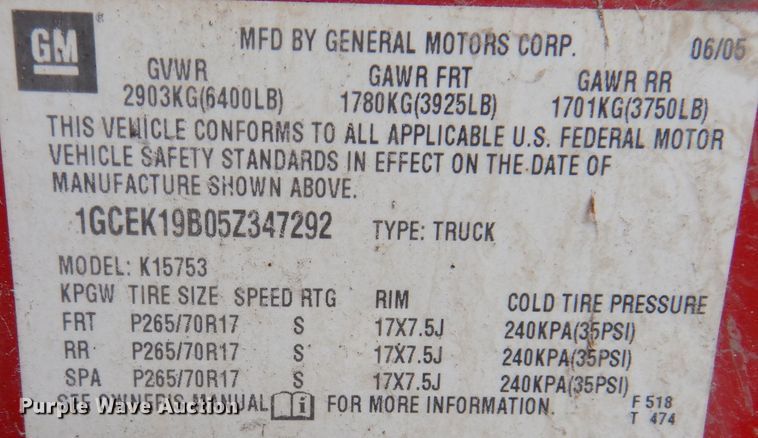 image for item KP9382 2005 Chevrolet Silverado 1500  Ext. Cab pickup truck