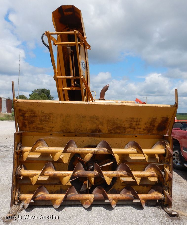 image for item KP9383 1984 Snogo MP3D  snow blower