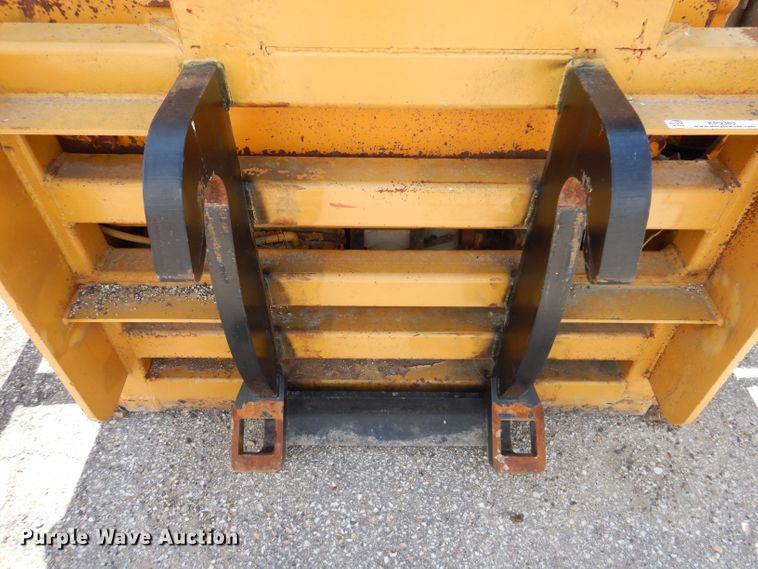 image for item KP9383 1984 Snogo MP3D  snow blower