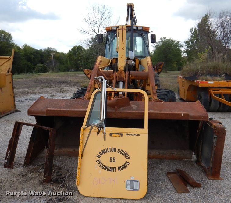 image for item KP9384 1998 John Deere 710D  backhoe