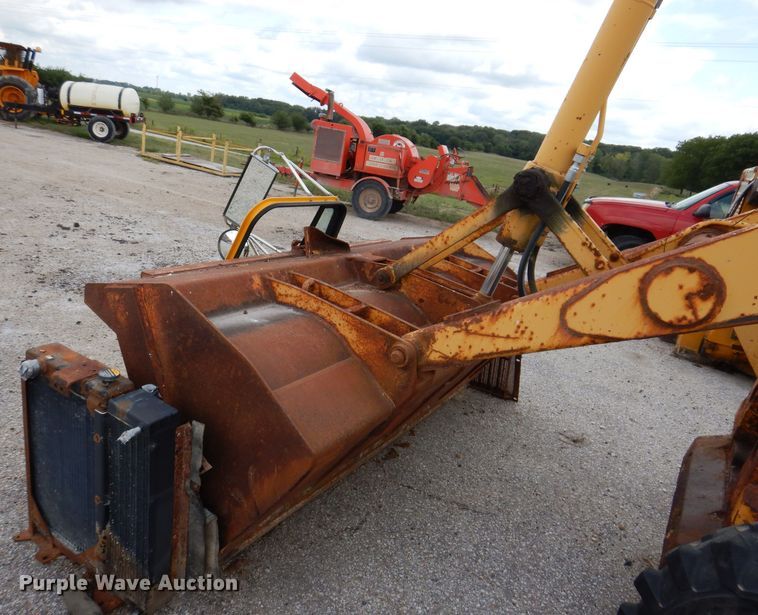 image for item KP9384 1998 John Deere 710D  backhoe