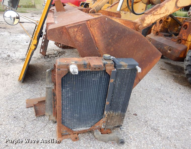 image for item KP9384 1998 John Deere 710D  backhoe