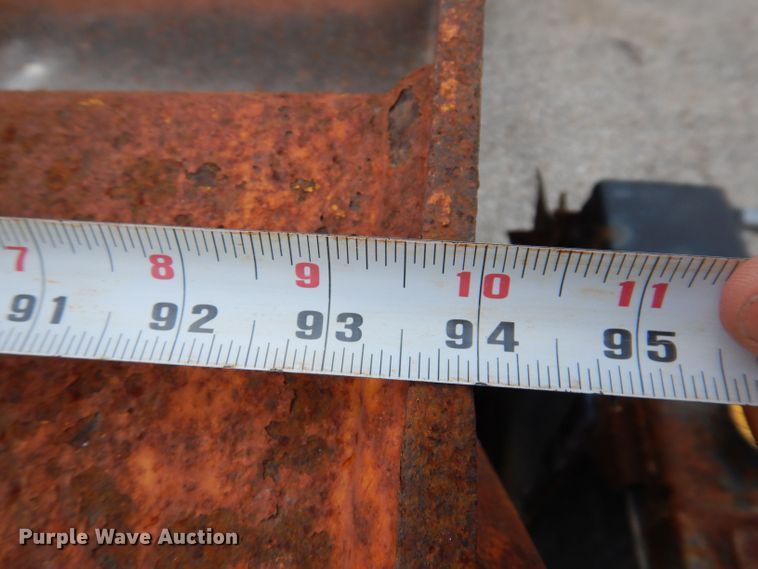 image for item KP9384 1998 John Deere 710D  backhoe