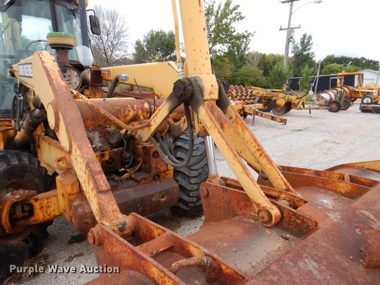 image for item KP9384 1998 John Deere 710D  backhoe