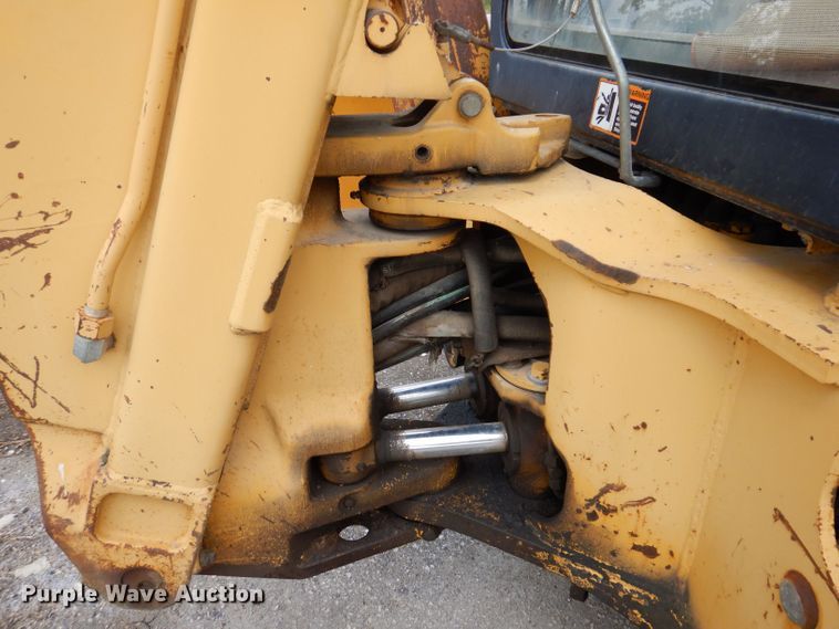 image for item KP9384 1998 John Deere 710D  backhoe