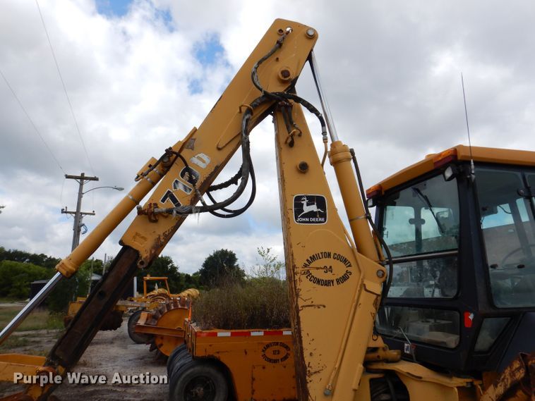 image for item KP9384 1998 John Deere 710D  backhoe