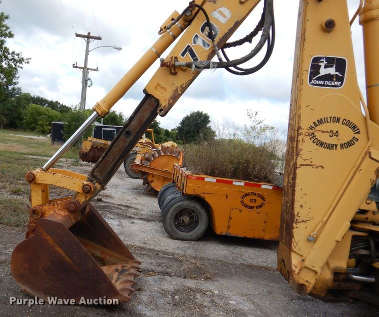 image for item KP9384 1998 John Deere 710D  backhoe