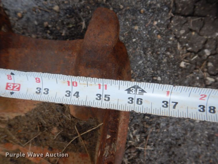 image for item KP9384 1998 John Deere 710D  backhoe