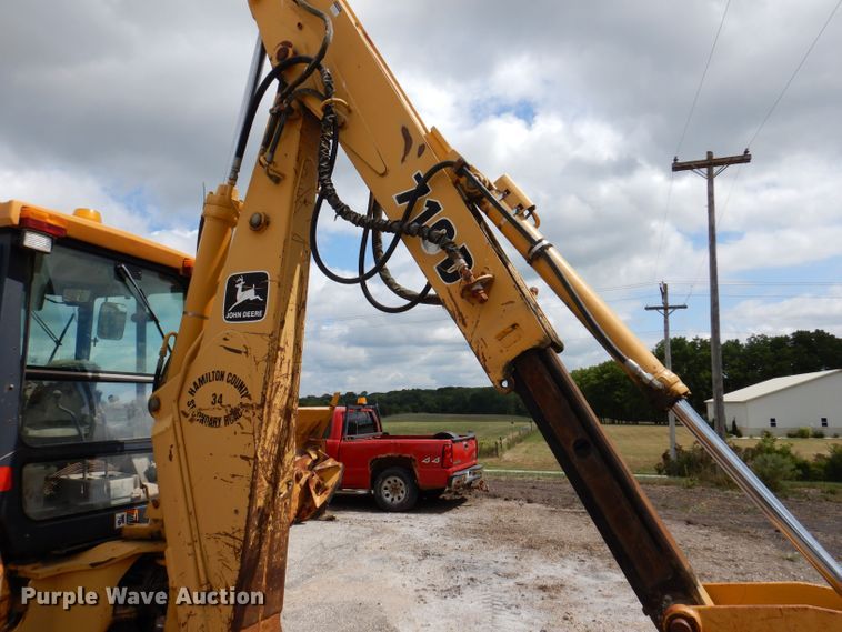 image for item KP9384 1998 John Deere 710D  backhoe
