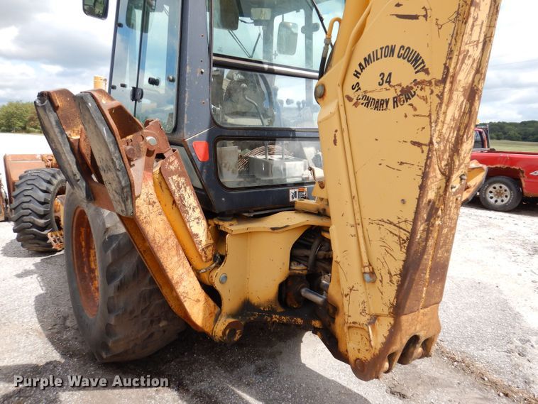 image for item KP9384 1998 John Deere 710D  backhoe