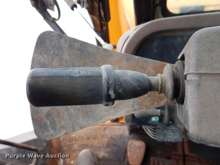 image for item KP9384 1998 John Deere 710D  backhoe