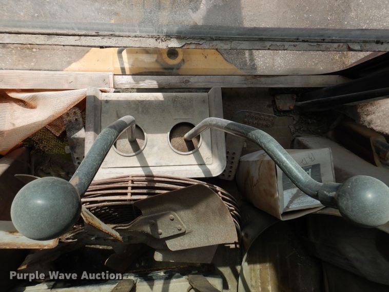 image for item KP9384 1998 John Deere 710D  backhoe