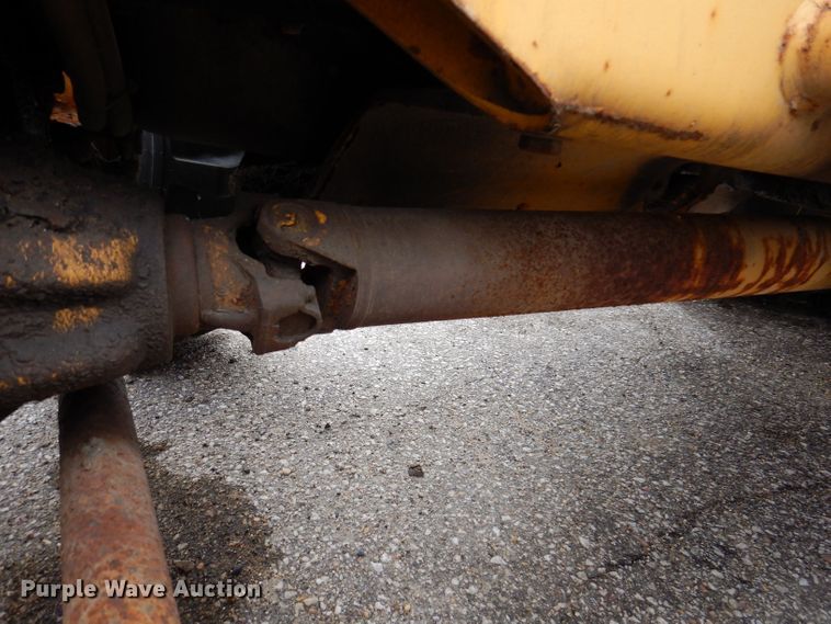 image for item KP9384 1998 John Deere 710D  backhoe