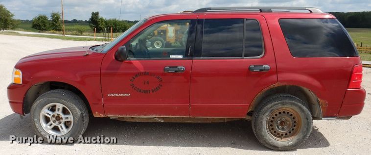 image for item KP9385 2004 Ford Explorer XLT  SUV