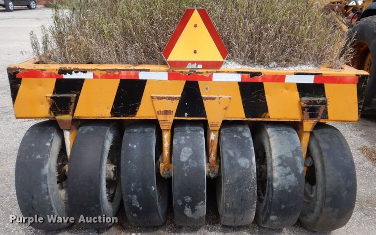 image for item KP9386 1957 Rosco SR13  pneumatic roller