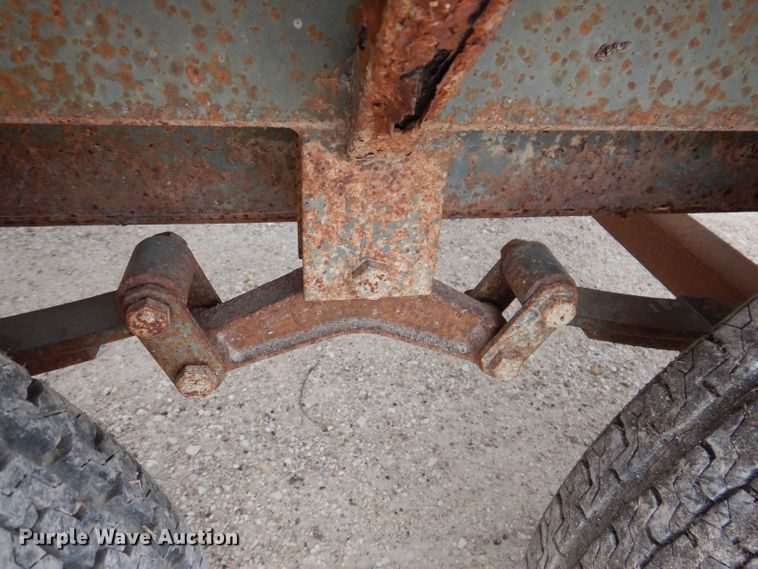 image for item KP9392 Utility trailer