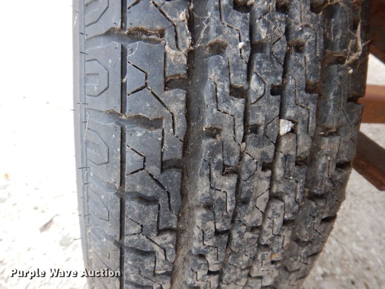 image for item KP9392 Utility trailer