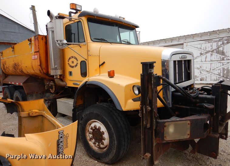 image for item KP9395 1999 Freightliner FL112  dump truck