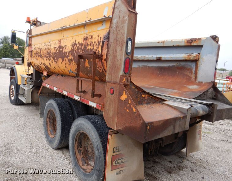 image for item KP9395 1999 Freightliner FL112  dump truck