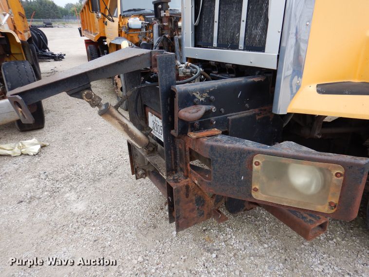 image for item KP9395 1999 Freightliner FL112  dump truck