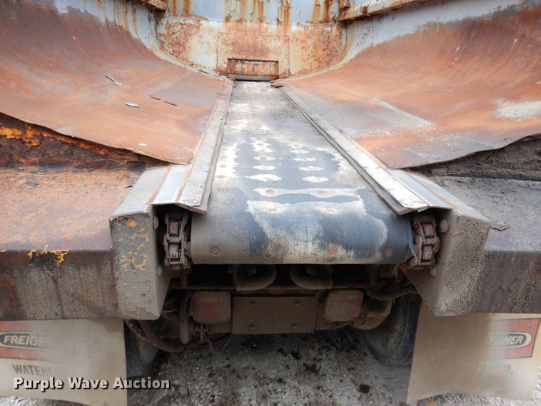 image for item KP9395 1999 Freightliner FL112  dump truck