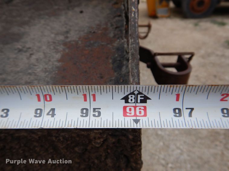 image for item KP9395 1999 Freightliner FL112  dump truck