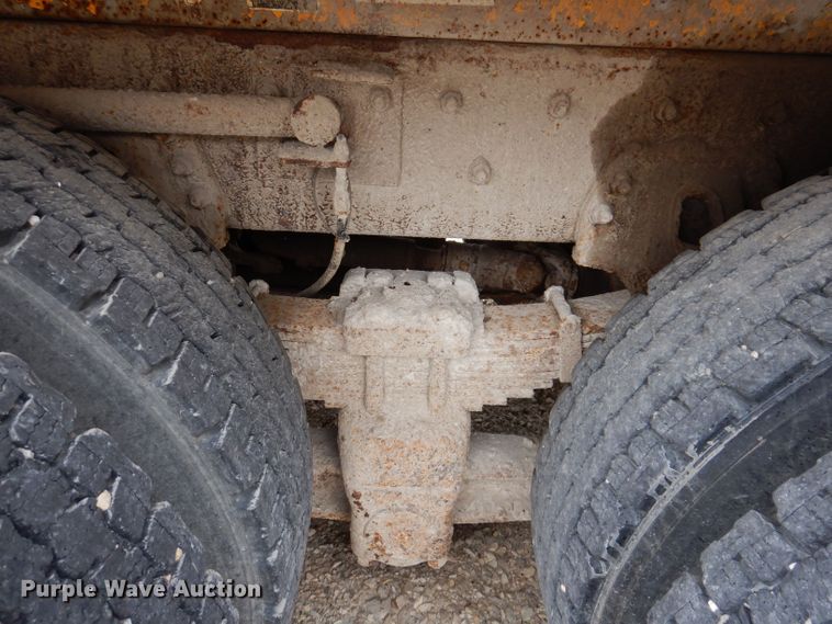 image for item KP9395 1999 Freightliner FL112  dump truck