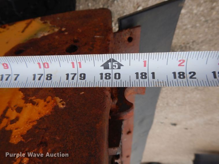 image for item KP9396 1988 Ford LTS9000  dump truck