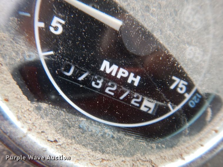 image for item KP9396 1988 Ford LTS9000  dump truck