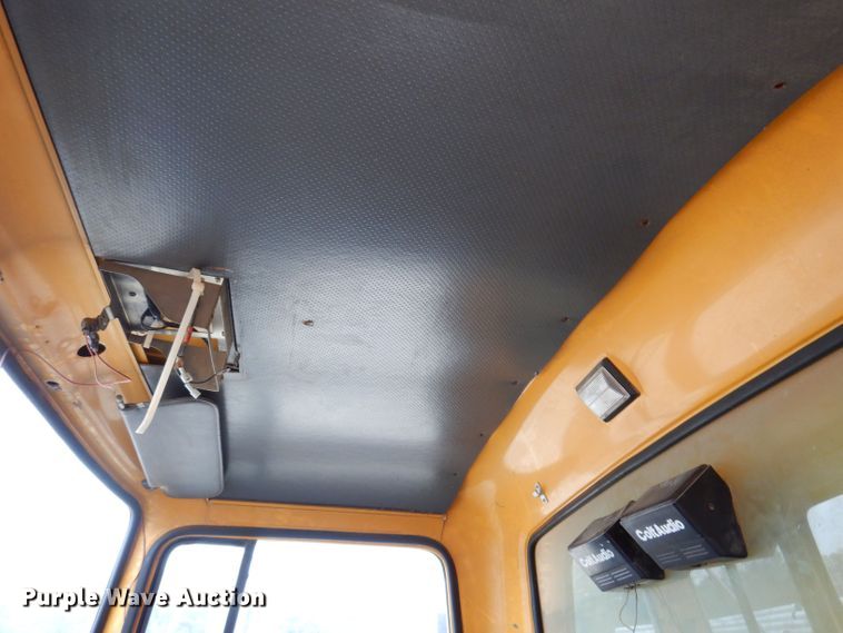 image for item KP9396 1988 Ford LTS9000  dump truck