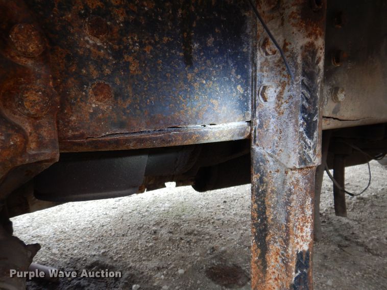 image for item KP9396 1988 Ford LTS9000  dump truck