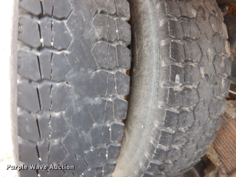 image for item KP9396 1988 Ford LTS9000  dump truck