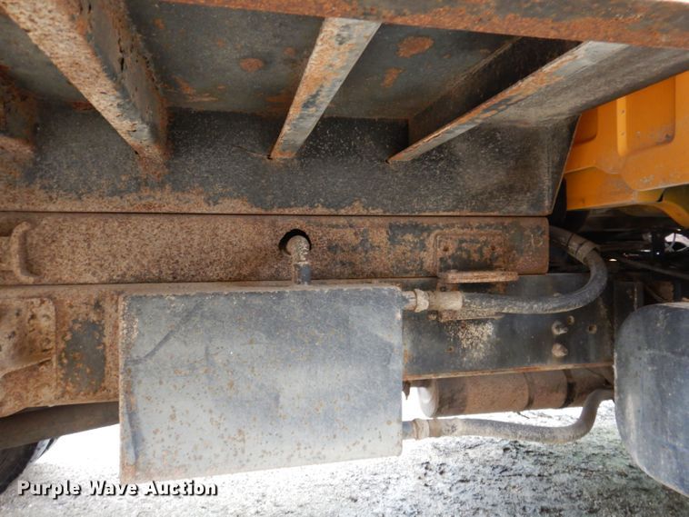 image for item KP9397 1991 Chevrolet Kodiak C5500  dump truck