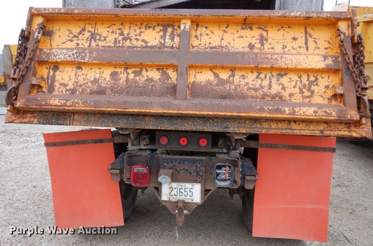 image for item KP9397 1991 Chevrolet Kodiak C5500  dump truck