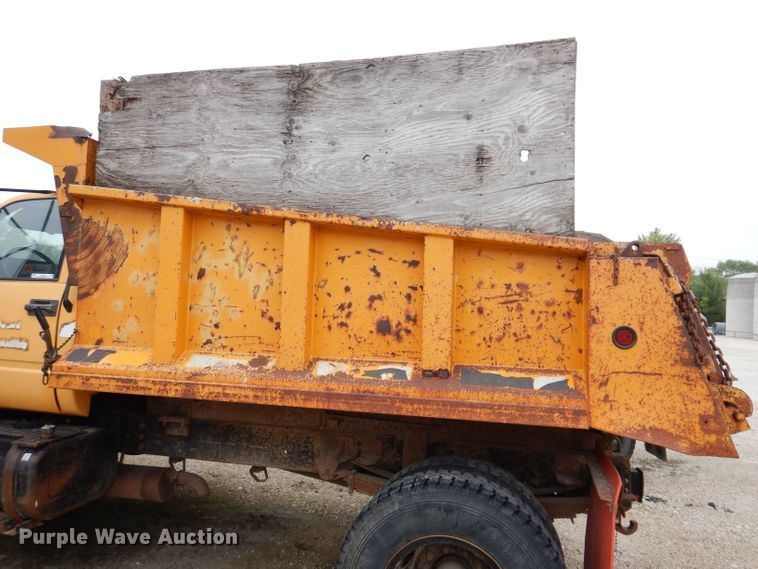 image for item KP9397 1991 Chevrolet Kodiak C5500  dump truck