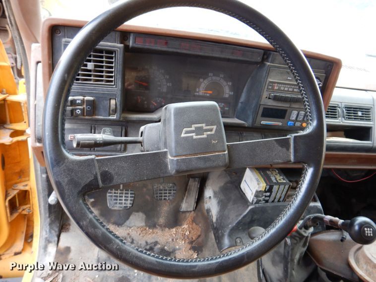 image for item KP9397 1991 Chevrolet Kodiak C5500  dump truck