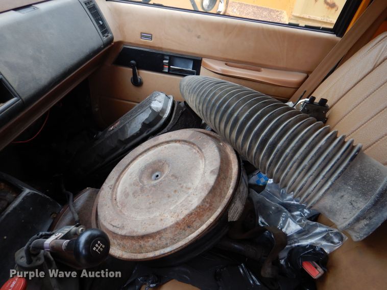 image for item KP9397 1991 Chevrolet Kodiak C5500  dump truck