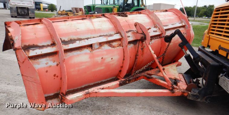 image for item KP9400 2001 International 4900  dump truck