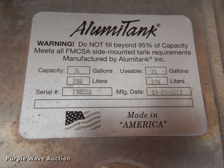 image for item KP9400 2001 International 4900  dump truck