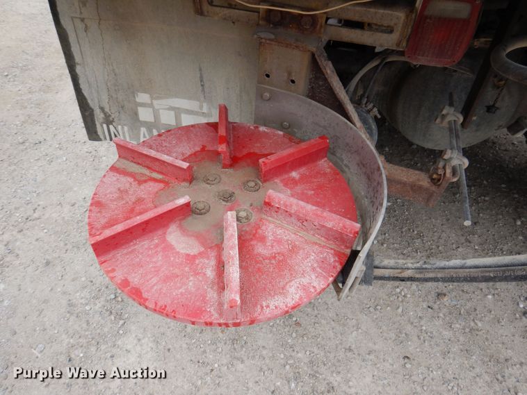 image for item KP9400 2001 International 4900  dump truck