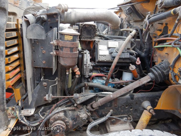 image for item KP9400 2001 International 4900  dump truck